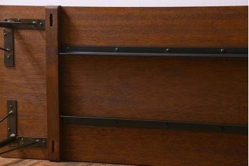 アンティーク家具　和製アンティーク　ラワン材製　天板一枚板のシンプルな鉄脚テーブル(3)