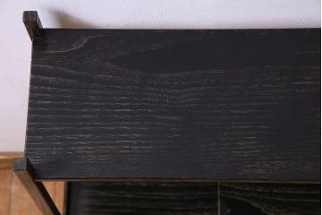 アンティーク家具　和製アンティーク　古い木の味わい深いシンプルな飾り棚(陳列棚)