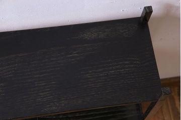 アンティーク家具　和製アンティーク　古い木の味わい深いシンプルな飾り棚(陳列棚)