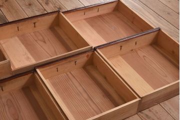 アンティーク家具　明治大正期　前面檜材　和風なアンティークチェスト(衣装箪笥)