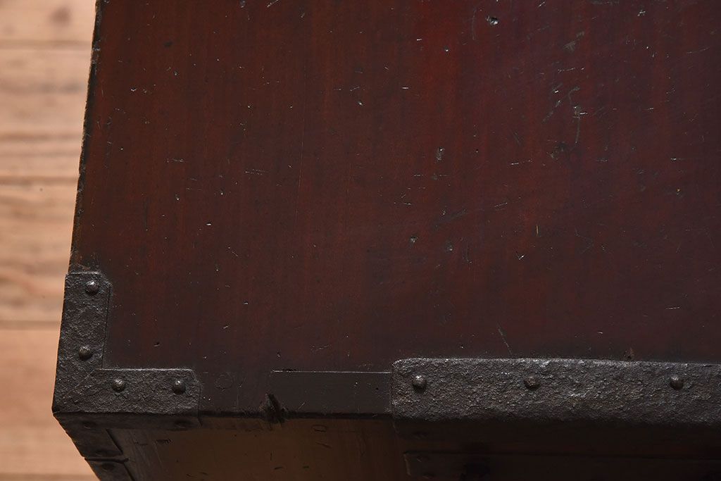 アンティーク家具　明治大正期　前面檜材　和風なアンティークチェスト(衣装箪笥)