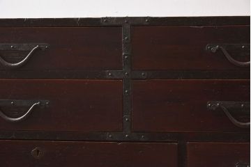 アンティーク家具　明治大正期　前面檜材　和風なアンティークチェスト(衣装箪笥)