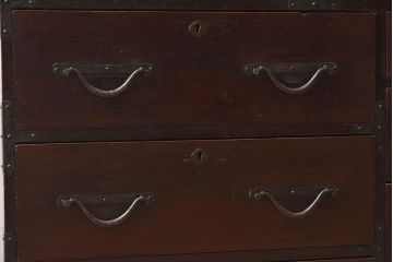 アンティーク家具　明治大正期　前面檜材　和風なアンティークチェスト(衣装箪笥)