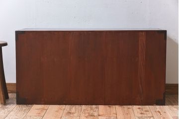 アンティーク家具　和製アンティーク　前面欅材　古い木の味わいが重厚な仙台箪笥ローボード(衣装箪笥)(2)