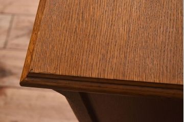 ヴィンテージ家具　オーク材製　彫刻がエレガントなフランスビンテージのチェスト(引き出し)(2)