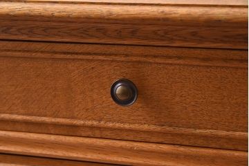 ヴィンテージ家具　オーク材製　彫刻がエレガントなフランスビンテージのチェスト(引き出し)(3)