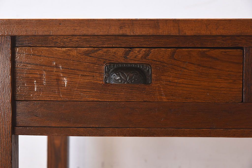 レトロ家具　昭和レトロ　栓材　シンプルな平机(アンティークデスク)