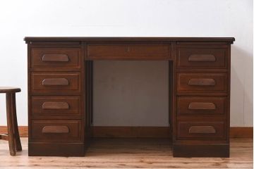 アンティーク家具　イギリスアンティーク　作業台付き!オーク材製のぬくもりあふれる両袖机(2)