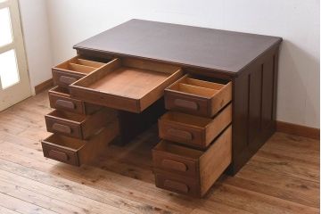 アンティーク家具　イギリスアンティーク　作業台付き!オーク材製のぬくもりあふれる両袖机(2)