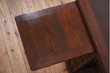 アンティーク家具　イギリスアンティーク　作業台付き!オーク材製のぬくもりあふれる両袖机(2)