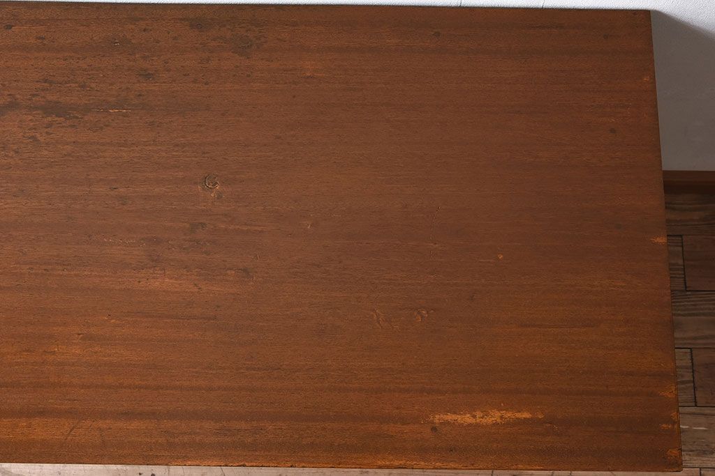 レトロ家具　ラワン材製　シンプル　昭和レトロな古い木の片袖机(3)