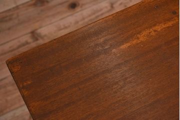 レトロ家具　ラワン材製　シンプル　昭和レトロな古い木の片袖机(3)