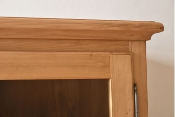 アンティーク家具　フランスアンティーク　パイン材　木のぬくもり溢れるカップボード(食器棚、キャビネット)