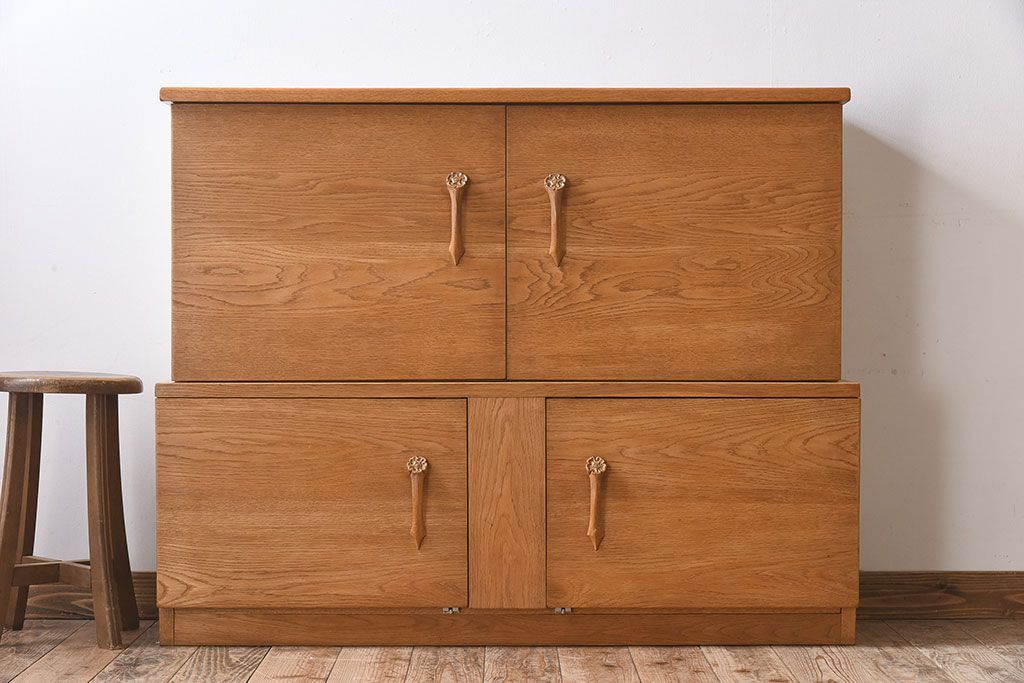 ヴィンテージ家具　北欧ビンテージ　オーク材　シンプルなスタッキングキャビネット