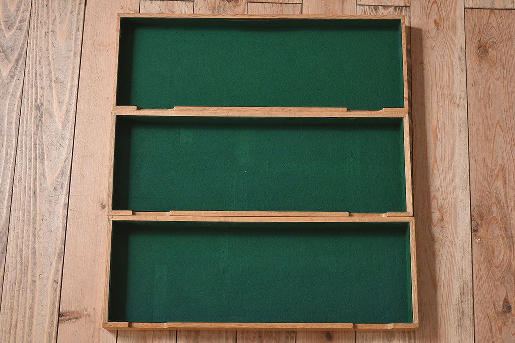 ヴィンテージ家具　北欧ビンテージ　オーク材　シンプルなスタッキングキャビネット