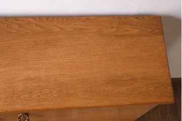 ヴィンテージ家具　北欧ビンテージ　オーク材　シンプルなスタッキングキャビネット