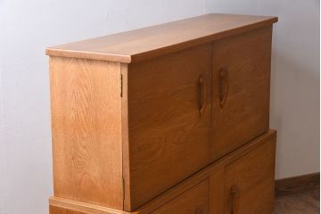 ヴィンテージ家具　北欧ビンテージ　オーク材　シンプルなスタッキングキャビネット