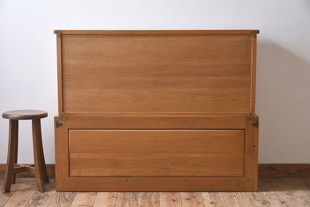 ヴィンテージ家具　北欧ビンテージ　オーク材　シンプルなスタッキングキャビネット