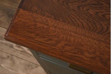 アンティーク家具　アンティークペイント　薄型　ナラ材製のかわいい両袖机