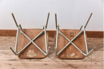 ヴィンテージ家具　ビンテージ　かわいいスクールチェア2脚セット(キッズチェア)