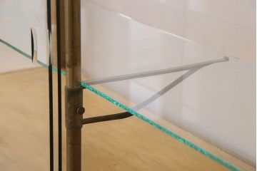 レトロ家具　昭和レトロ　引き出し付き!和製アンティークのナラ材製ガラスケース