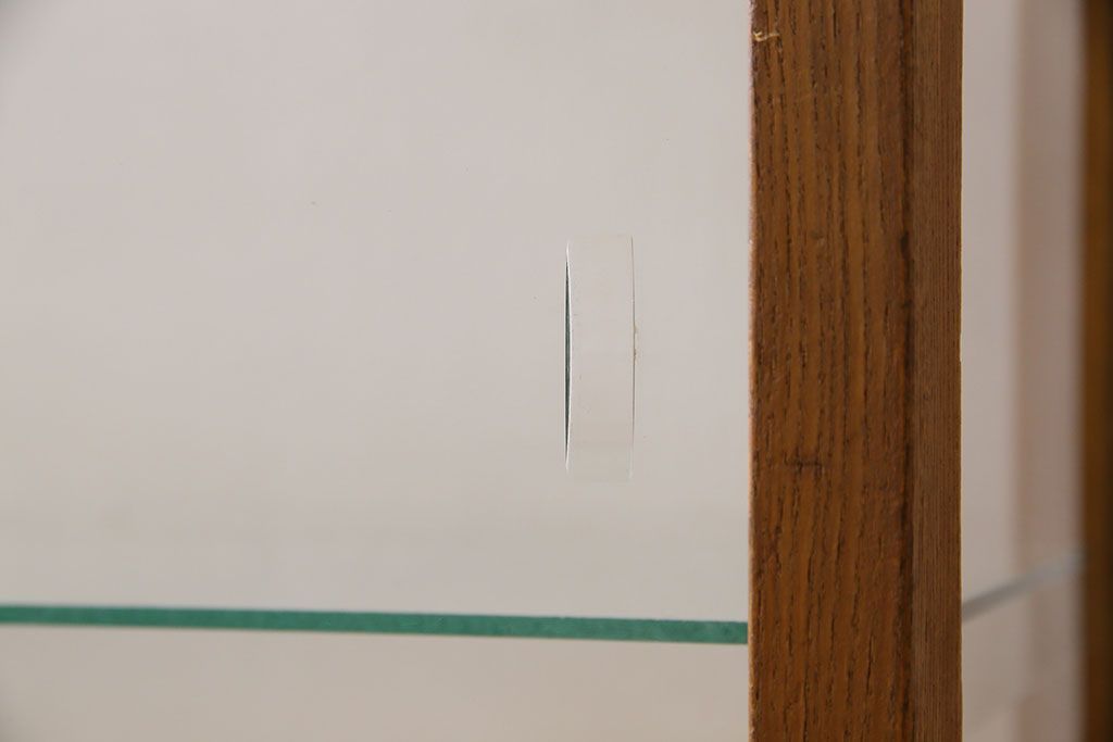 レトロ家具　昭和レトロ　引き出し付き!和製アンティークのナラ材製ガラスケース