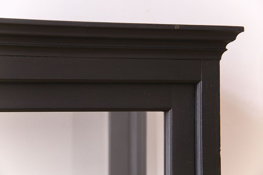 アンティーク家具　和モダン　脚付き!シックなアンティークのペイントガラスケース