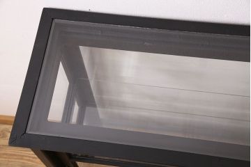 アンティーク家具　和モダン　脚付き!シックなアンティークのペイントガラスケース