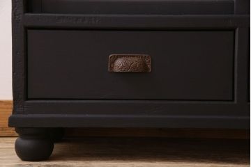 アンティーク家具　和モダン　脚付き!シックなアンティークのペイントガラスケース