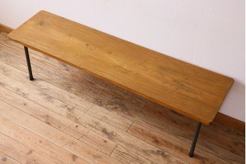 アンティーク家具　天板一枚板　朴の木　和製アンティークのシンプルな鉄脚ベンチ
