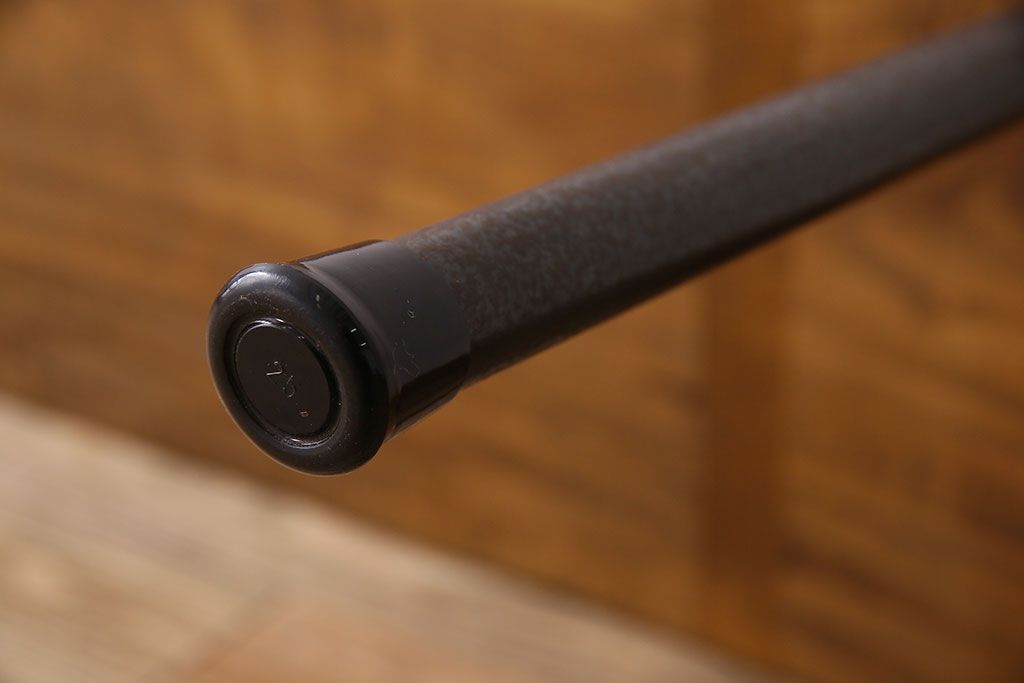 アンティーク家具　天板一枚板　朴の木　和製アンティークのシンプルな鉄脚ベンチ