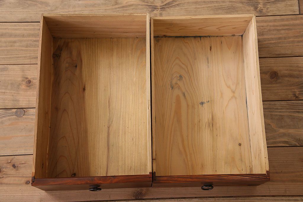 アンティーク家具　アンティーク　前面欅材　重ね二本松箪笥(衣装箪笥)(2)