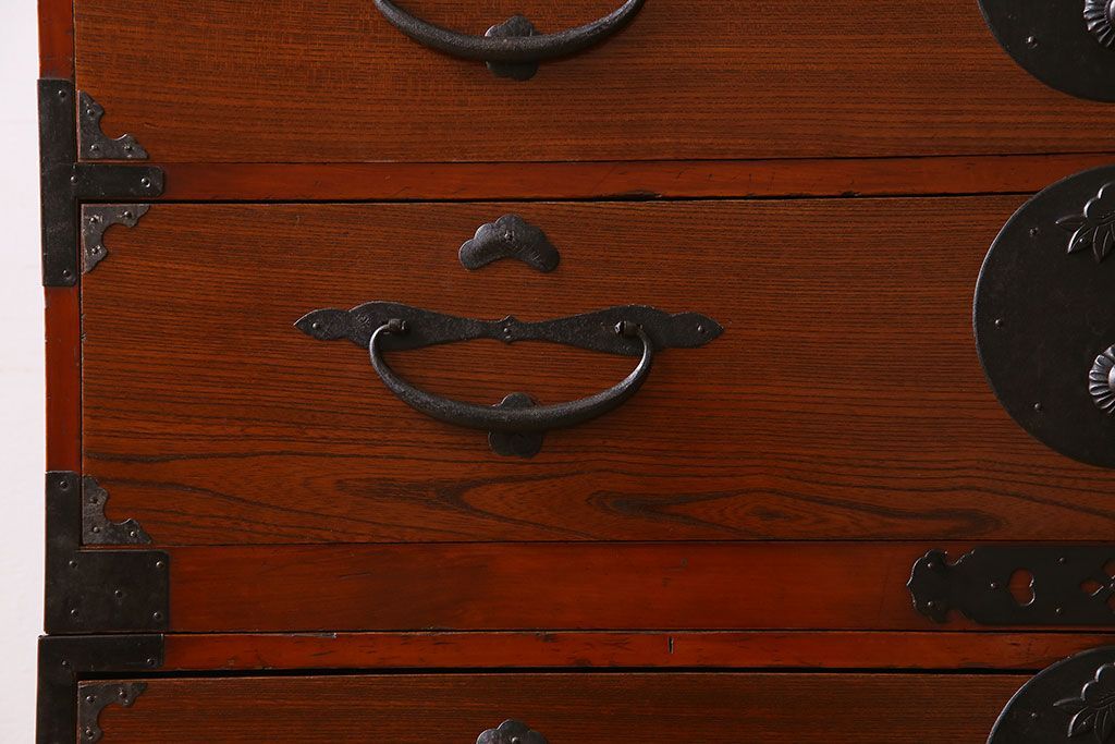 アンティーク家具　アンティーク　前面欅材　重ね二本松箪笥(衣装箪笥)(2)