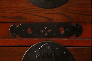 アンティーク家具　アンティーク　前面欅材　重ね二本松箪笥(衣装箪笥)(2)