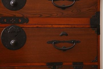 アンティーク家具　アンティーク　前面欅材　重ね二本松箪笥(衣装箪笥)(2)