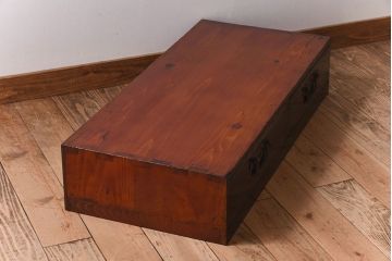 アンティーク家具　古民具・骨董　和モダン　黒漆が上品な和製アンティークの箪笥ローボード(衣装箪笥)