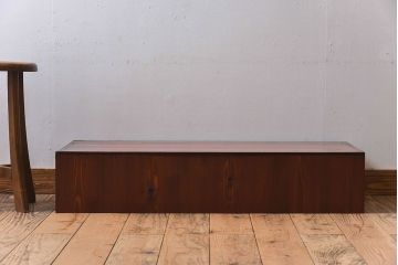 アンティーク家具　古民具・骨董　和モダン　黒漆が上品な和製アンティークの箪笥ローボード(衣装箪笥)