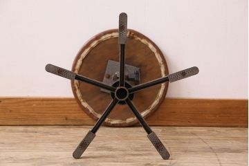 ヴィンテージ家具　イギリスビンテージ　当時物　シャビーな回転椅子(スツール)(1)