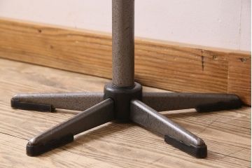 ヴィンテージ家具　イギリスビンテージ　当時物　シャビーな回転椅子(スツール)(2)