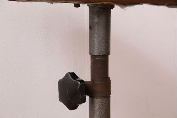 ヴィンテージ家具　イギリスビンテージ　当時物　シャビーな回転椅子(スツール)(2)