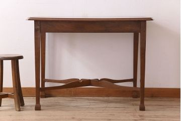 アンティーク家具　イギリスアンティーク　オーク材製!シンプルなダイニングテーブル