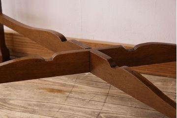 アンティーク家具　イギリスアンティーク　オーク材製!シンプルなダイニングテーブル