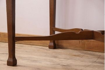 アンティーク家具　イギリスアンティーク　オーク材製!シンプルなダイニングテーブル