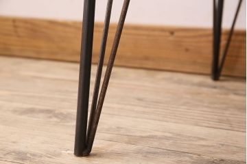 アンティーク家具　和製アンティーク　栓材製!天板一枚板の鉄脚テーブル(センターテーブル)