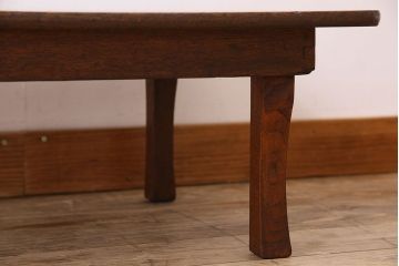 レトロ家具　和製アンティーク　栓材一枚板　昭和レトロな角ちゃぶ台(1)
