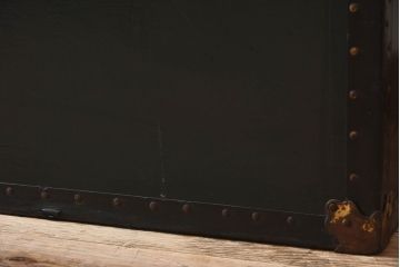 アンティーク雑貨　イギリスアンティーク　1950年頃　鍵付きでおしゃれなトランク