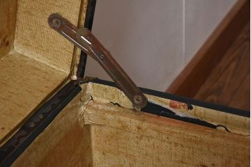 イギリスアンティーク　1950年頃　鍵付きでおしゃれなトランク