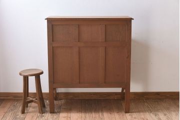 ヴィンテージ家具　フランスビンテージ　美しい彫刻入り!上質なオーク材製のライティングビューロー