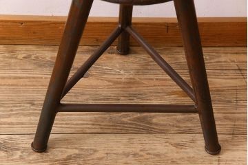 アンティーク家具　イギリスアンティーク　シャビーな魅力の鉄脚スツール