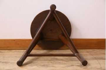 アンティーク家具　イギリスアンティーク　シャビーな魅力の鉄脚スツール
